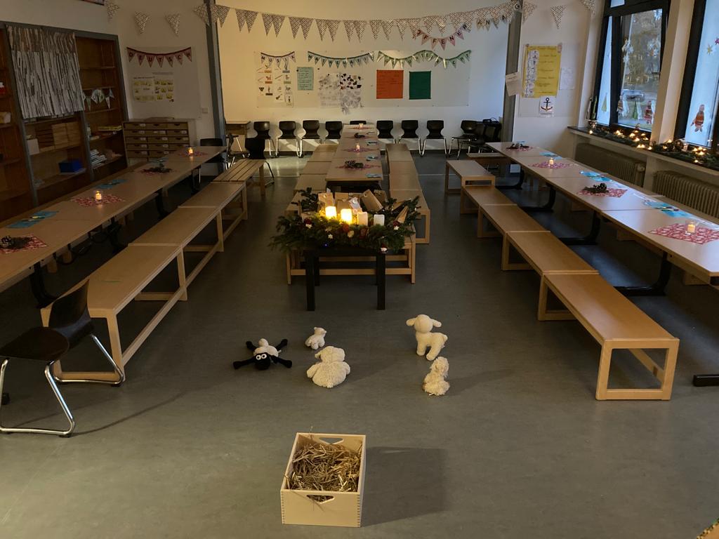 Weihnachtsfeiern in den Klassen