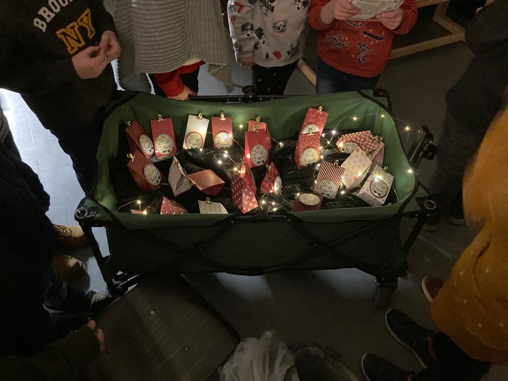 Weihnachtsfeiern in den Klassen